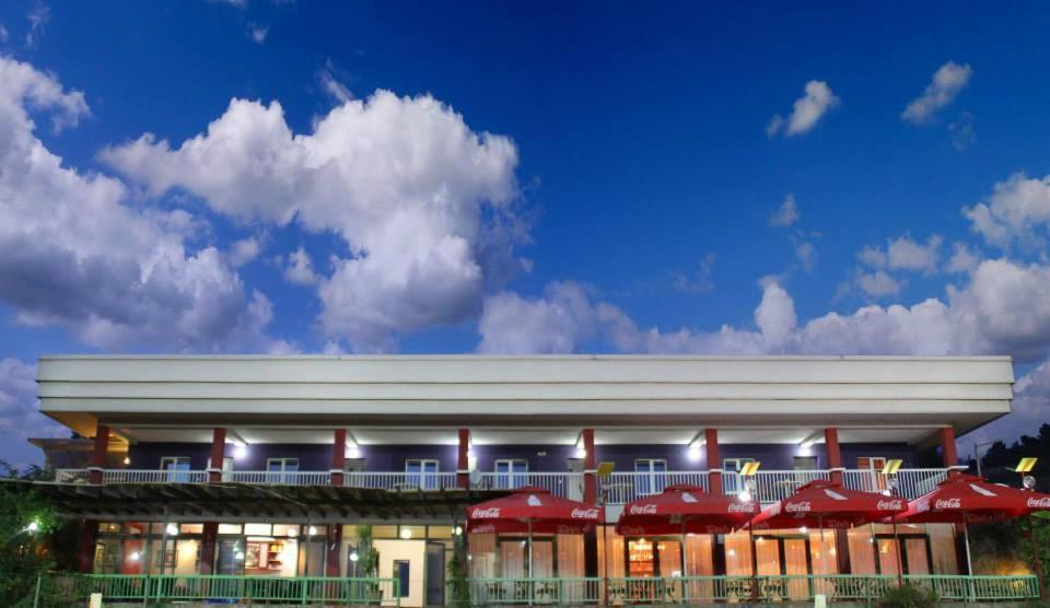 Evro Set Otel Üsküp Dış mekan fotoğraf