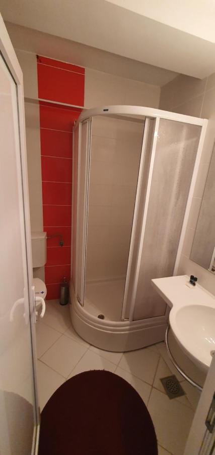Evro Set Otel Üsküp Dış mekan fotoğraf