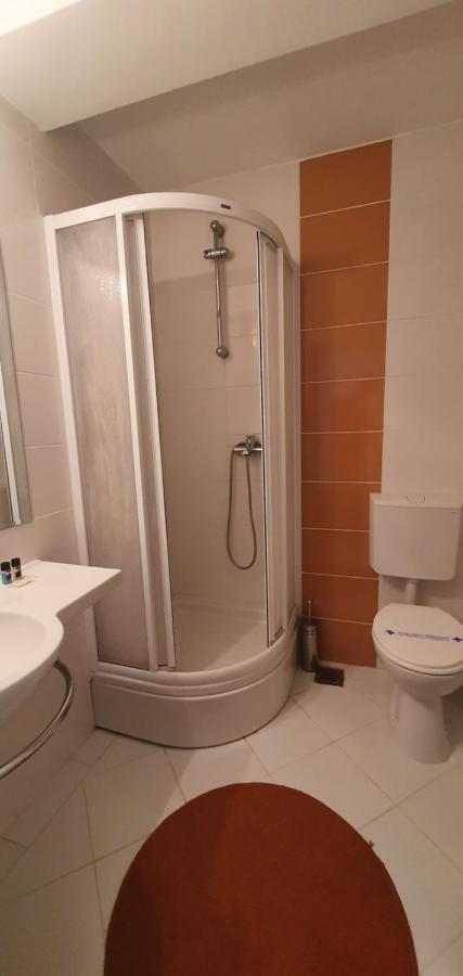 Evro Set Otel Üsküp Dış mekan fotoğraf