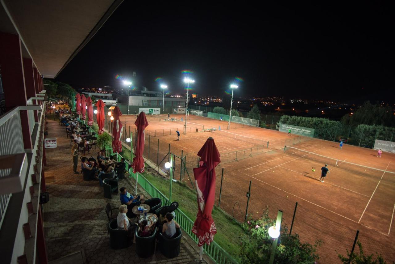 Evro Set Otel Üsküp Dış mekan fotoğraf
